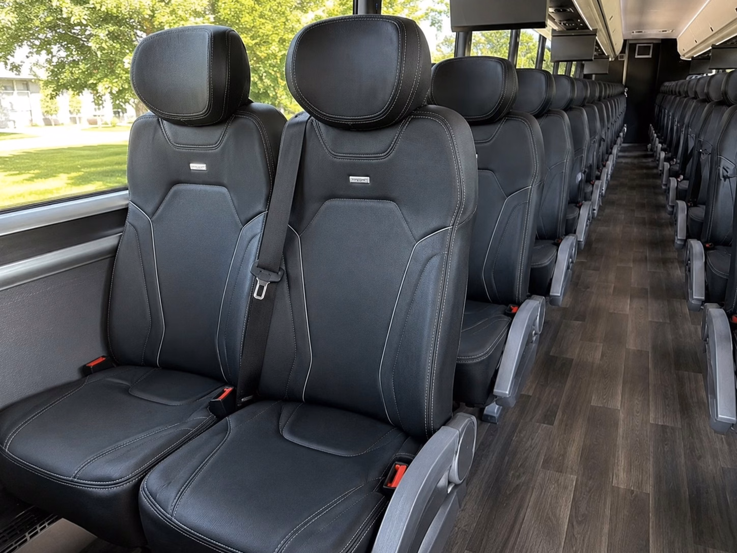 charter bus rentals for wedding guests traveling to new haven from out of town