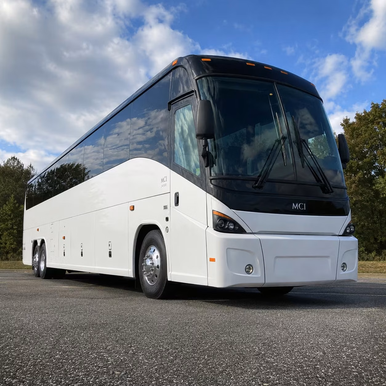 charter bus rentals for yale hockey and basketball fan groups
