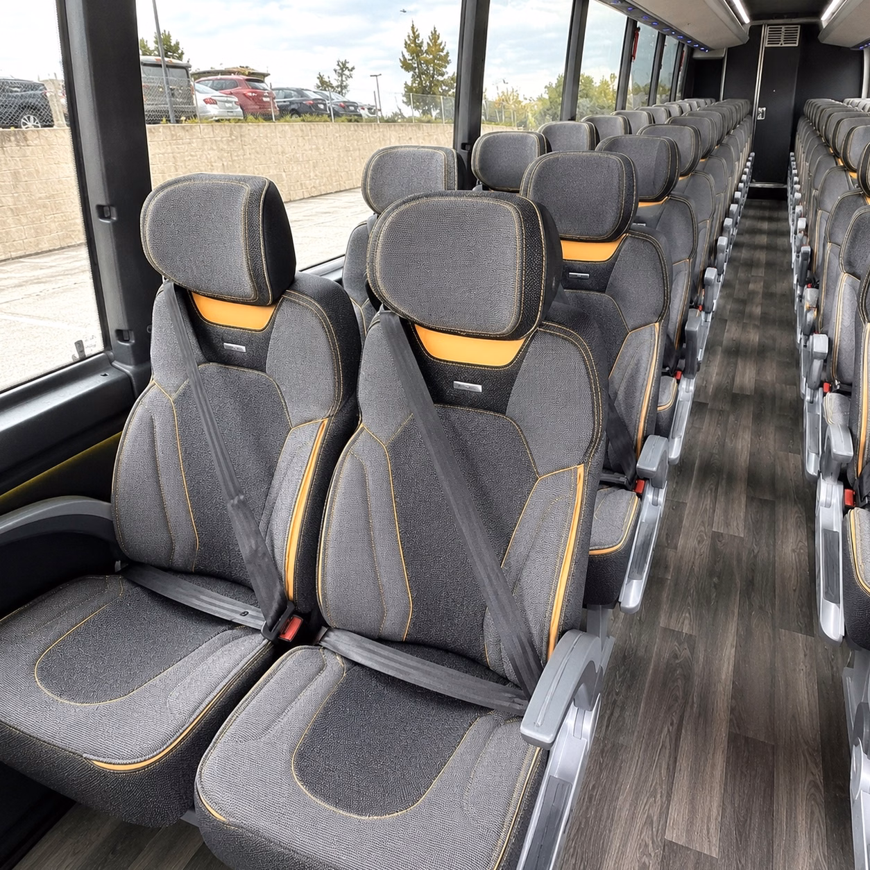 new haven charter bus hero 2
